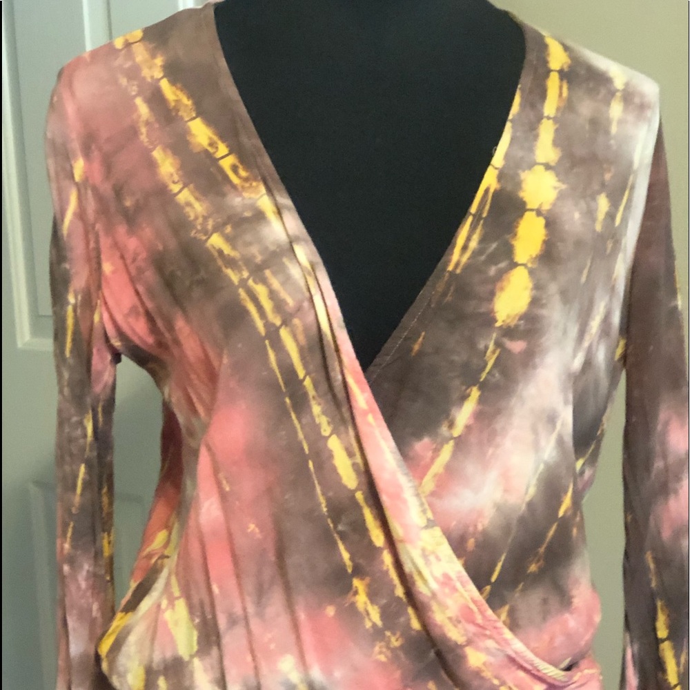Love stitch wrap style shirt
